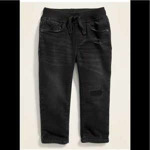 Toddler distressed black skinny jeans.
